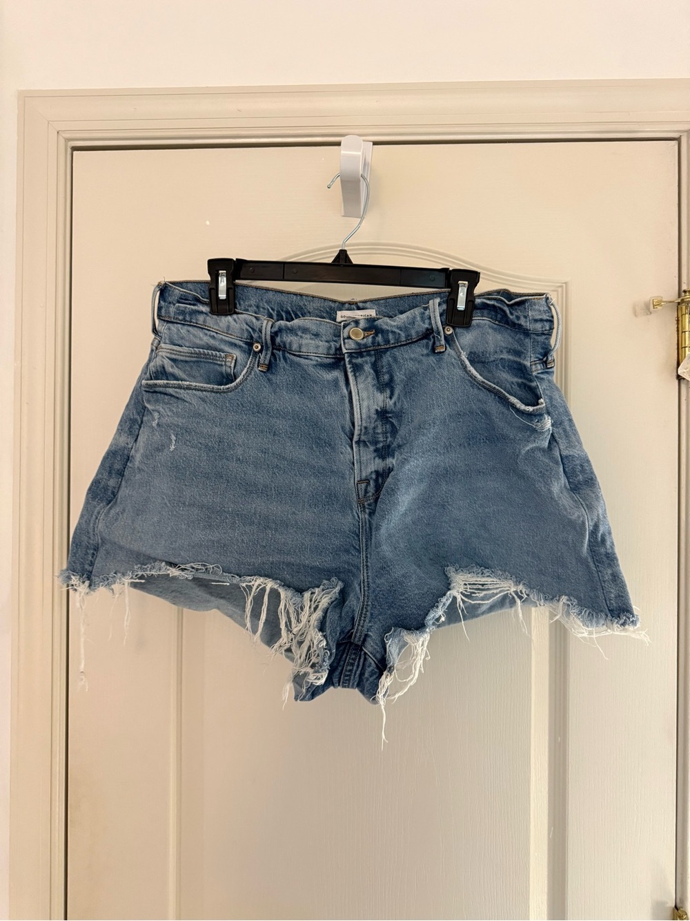 Good American High-Rise Distressed Denim Shorts - Blue